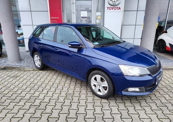 Skoda Fabia cena 34900 przebieg: 204199, rok produkcji 2018 z Bobowa małe 254